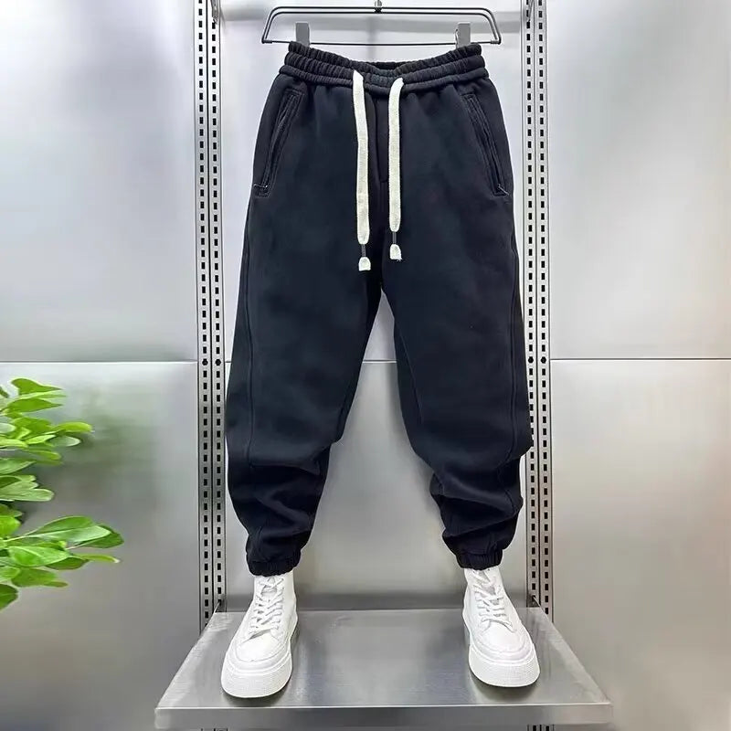 Alvise | Komfortable und stilvolle Samt-Sporthose