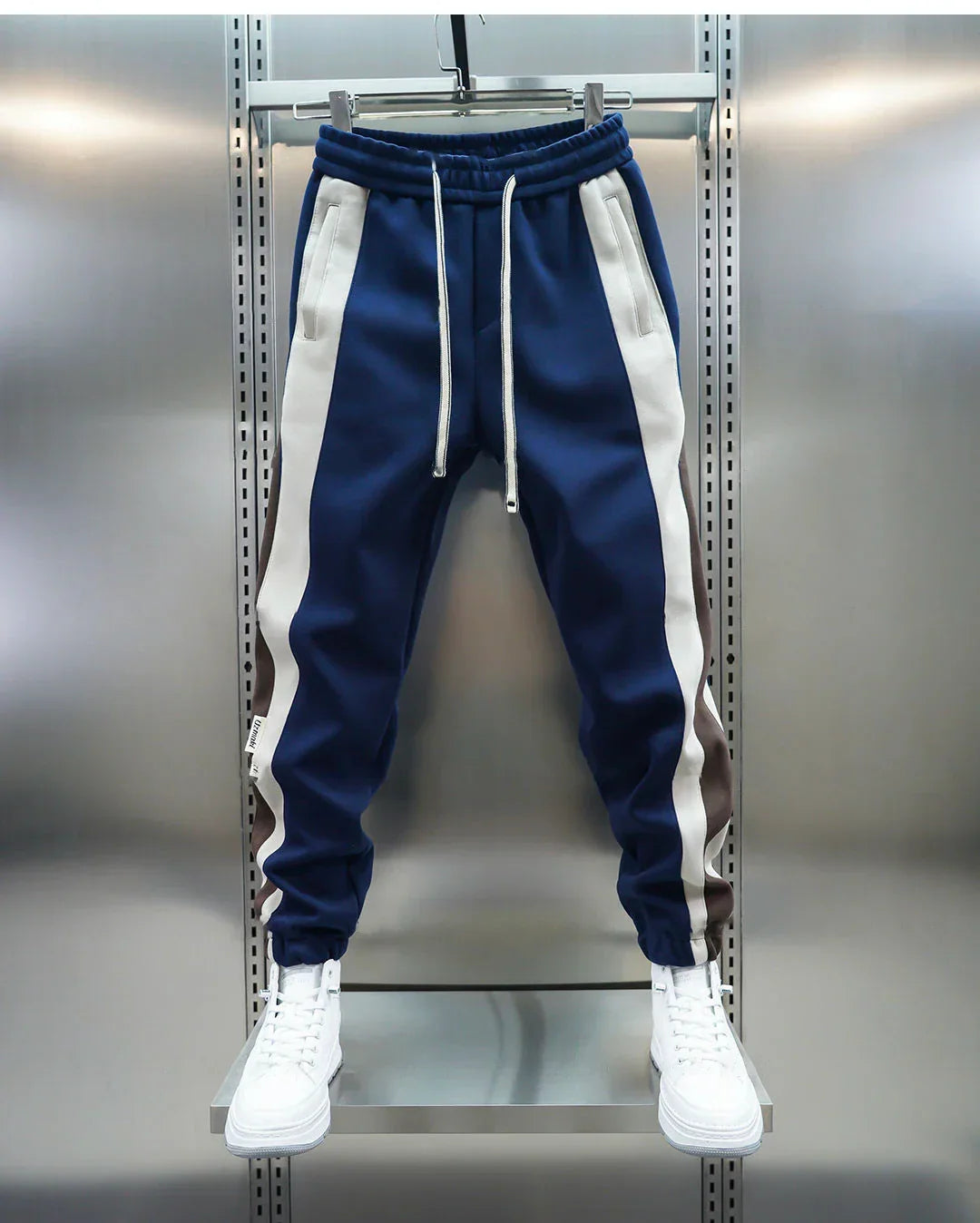 Moreno | Elegante Kontrastgestreifte Hose für einen modernen Look