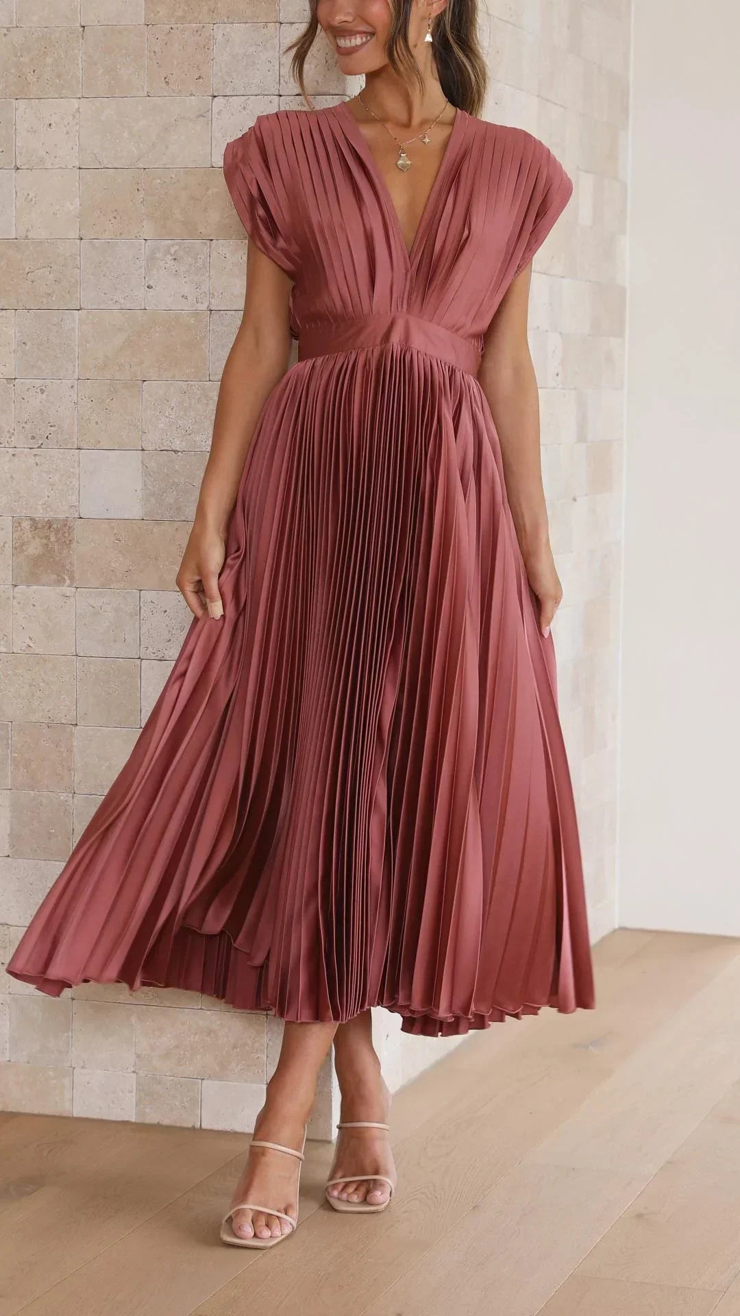 Alexis | Stilvolles plissiertes Kleid