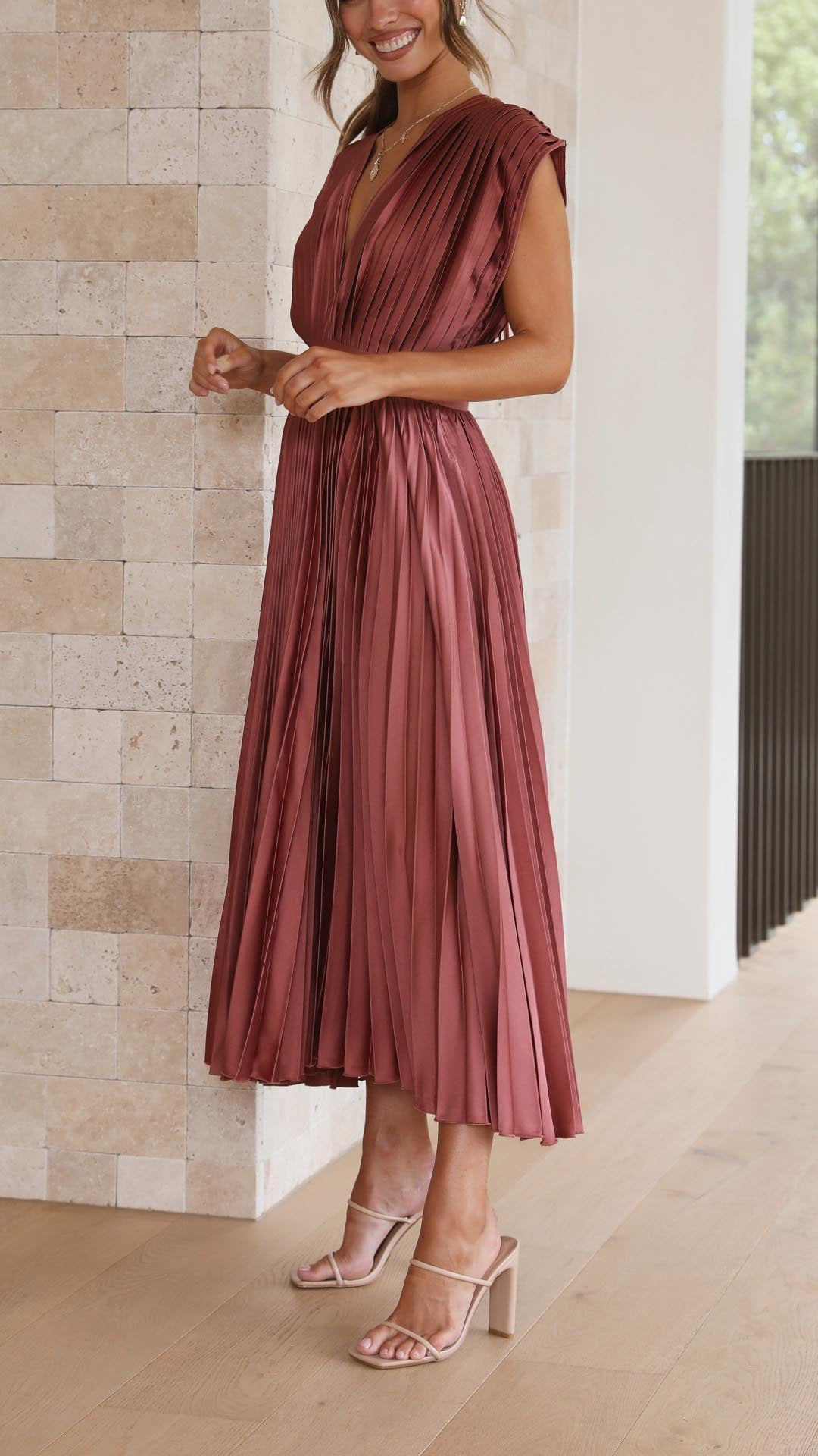 Alexis | Stilvolles plissiertes Kleid