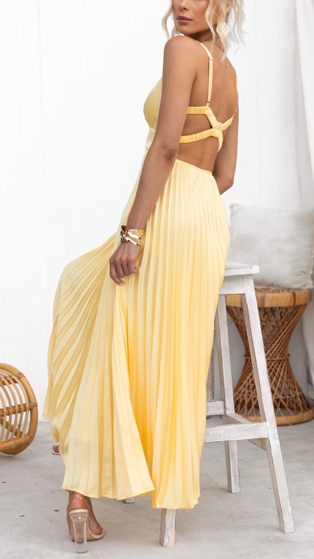 Aby | Plissiertes Maxikleid in Gelb