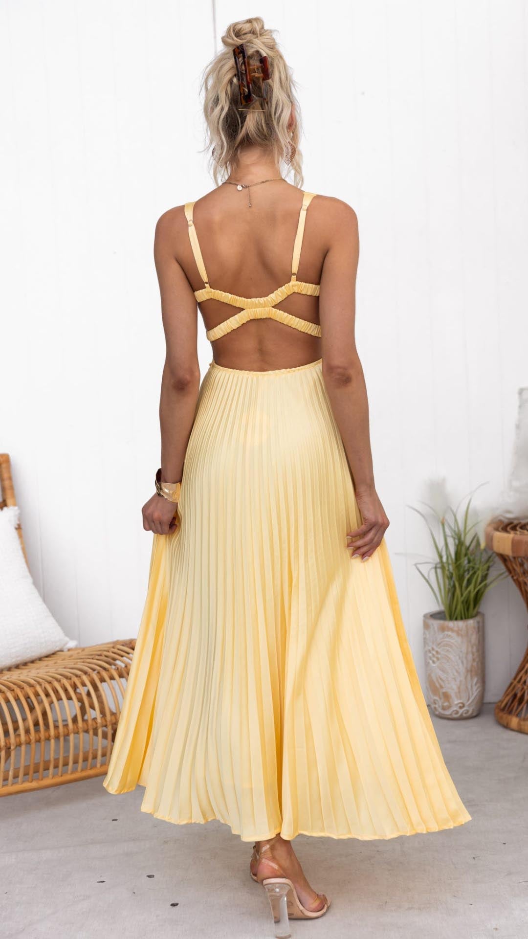 Aby | Plissiertes Maxikleid in Gelb