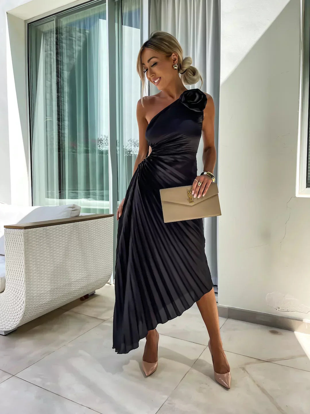 Lizbeth | Schulterfreies Blumen-Kleid