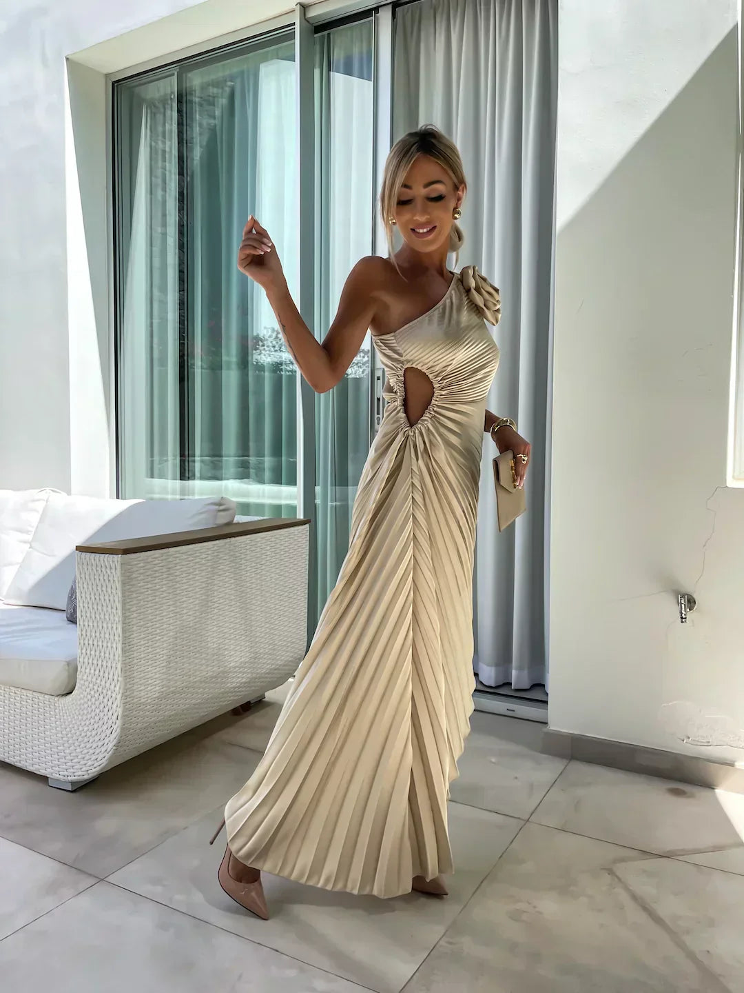 Lizbeth | Schulterfreies Blumen-Kleid